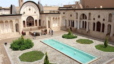 イラン博物館めぐり（26）：カーシャーン国立博物館