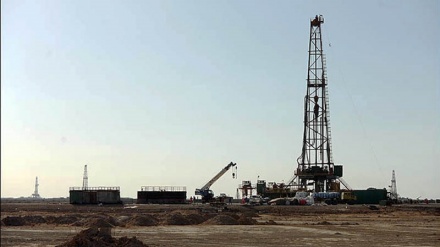 伊朗决心开发阿扎德甘油田