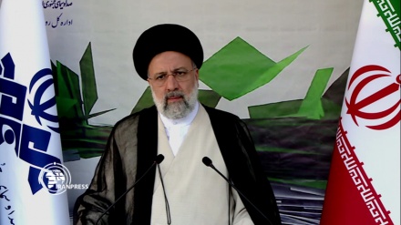 Reisi: Herkes İran halkının oylarına saygı duymalıdır