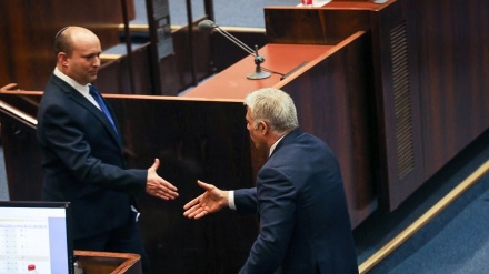 ממשלת בנט-לפיד אושרה, נתניהו עבר לשבת בספסלי האופוזיציה