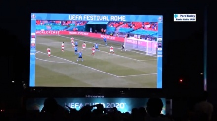 Radio Italia IRIB: Roma, maxischermo per Italia vs Austria (VIDEO)
