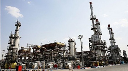 Rafineria e naftës së Teheranit kthehet në ciklin e prodhimit