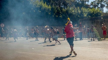 Police tear gas indigenous protest for land rights in Brazil