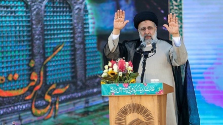 Kunjungan Pertama Presiden Terpilih Iran ke Mashad