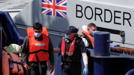 Plani britanik për të dërguar azilkërkues në një vend afrikan