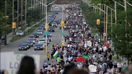 Canadians rally against Islamophobia after Muslim family killing