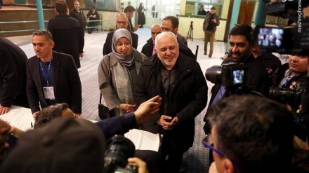 Zarif: Pjesëmarrja domethënëse e qytetarëve iranianë jashtë vendit tregon një shkëlqim tjetër të iranianëve