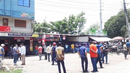 কুষ্টিয়ায় পুলিশ কর্মকর্তার গুলিতে স্ত্রী-সন্তানসহ তিনজন নিহত 