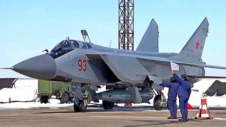 Transferimi i avionit modern rus në Siri