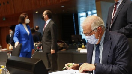 Migranti: bozza Ue, piani azione con Paesi Terzi in autunno