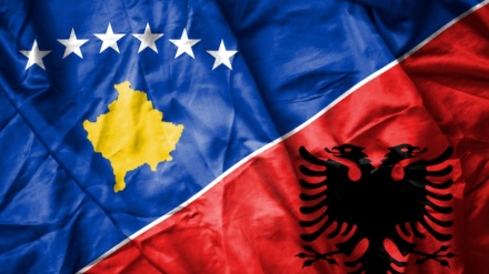 Nënshkruhen 13 marrëveshje mes Kosovës dhe Shqipërisë