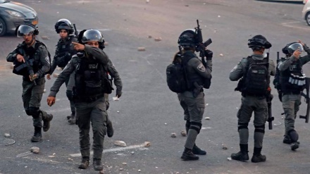 Zionist forces suppress protests in West Bank, al-Quds 