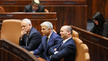 גנץ דורש מבנט להסיר את החיסיון מדיוני מקבינט הקורונה