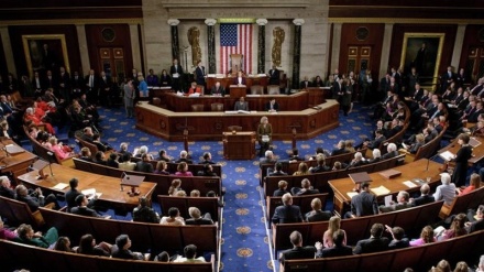 美国众议院取消总统战争计划