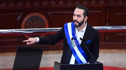 Le dollar battu au domicile!