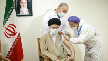  دریافت دُز اول واکسن ایرانی کرونا توسط رهبر انقلاب