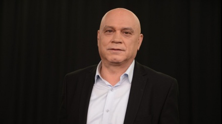 עיסאווי פרייג': ההחלטה על קיום 