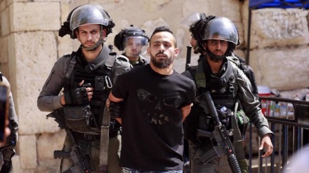 Over 30 Palestinians detained as Zionist entity intensifies campaign of suppression