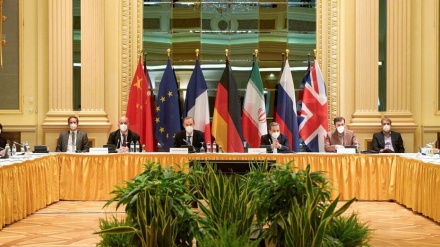 英政治評論家、「バイデン政権の制裁解除の遅れにより核合意復活の機会が激減」