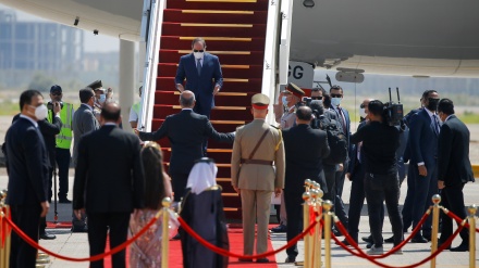 埃及总统抵达巴格达