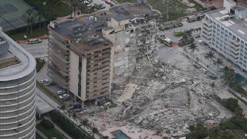 insiden runtuhnya apartemen di Florida, Amerika Serikat