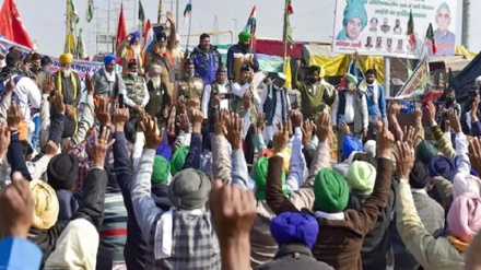 কোলকাতায় অবস্থান বিক্ষোভ কর্মসূচিতে পুলিশি বাধা, ‘আইএসএফ’ বিধায়ক নওশাদ সিদ্দিকি আটক    