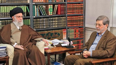 Lideri Suprem i Revolucionit pas disa ditës do të vaksinohet kundër koronës me vaksinën iraniane