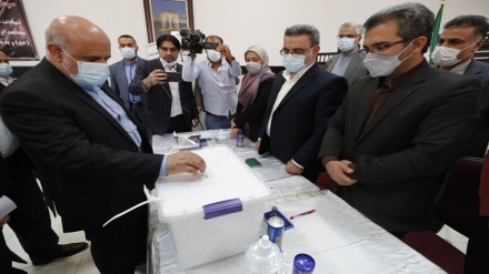 قدردانی سفیر ایران در بغداد از حضور گسترده ایرانیان مقیم عراق در انتخابات