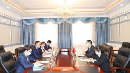 ملاقات معاون وزیر امور خارجه تاجیکستان با سفیر چین در دوشنبه