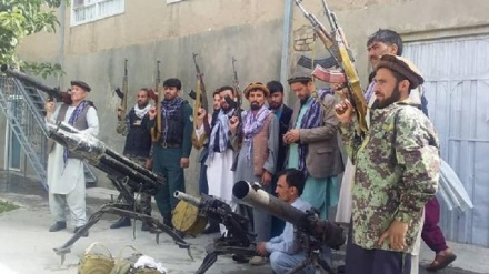 تشکیل گروه‌های مسلح مردمی در واکنش به حملات طالبان در افغانستان
