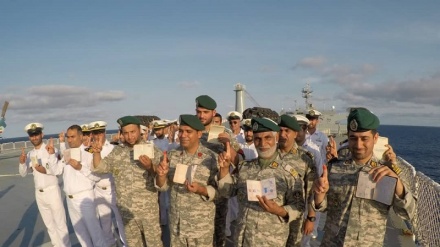 پیام ناوگروه نیروی دریایی ارتش ایران از اقیانوس اطلس و تاکید بر مشارکت حداکثری مردم در انتخابات
