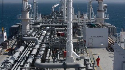 Congelato accordo petrolifero tra gli Emirati e l’entità sionista