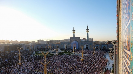 (FOTO) Preghiera collettiva in occasione dell'Eid al-Adha a Mashad - 2
