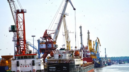 伊朗恩安泽利港非石油出口增长75%