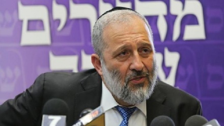 דרעי מתח ביקורת על החלטת ליברמן למנוע סבסוד מעונות יום מילדי אברכים