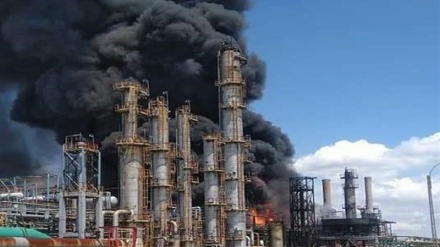 罗马尼亚最大炼油厂发生爆炸