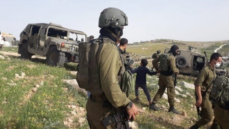 10 palestinezë të plagosur në përleshjet me forcat ushtarake të regjimit sionist