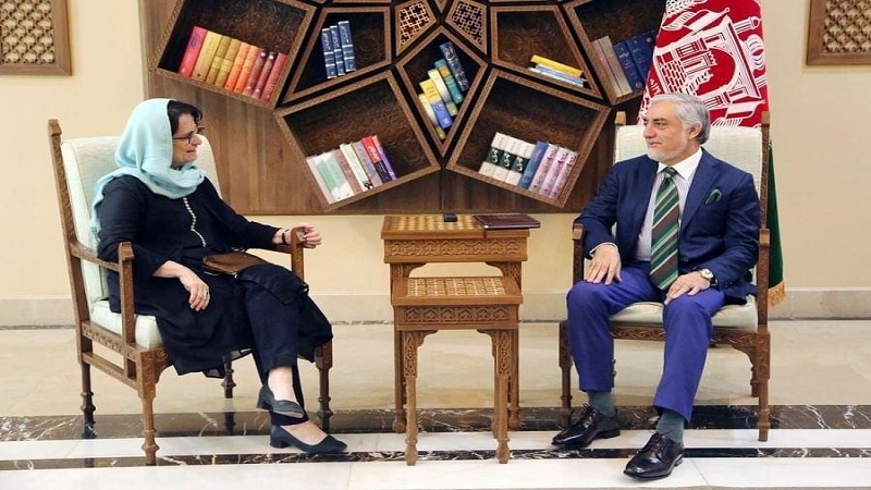 دیدار عبدالله عبدالله با نماینده ویژه سازمان ملل در کابل
