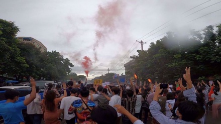 Myanmar: Anti-Putsch-Demonstranten veranstalten massive Kundgebung in Yangon