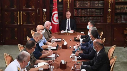 Tunisie: coup d'Etat ou coup de balai?