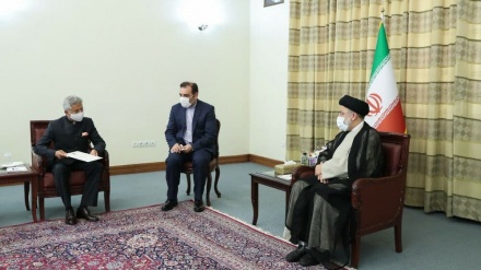 President i zgjedhur: Ndërveprimet e gjera ekonomike dhe siguria kolektive; Prioritetet e marrëdhënieve Iran-Indi