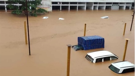 মহারাষ্ট্রে ভয়াবহ বন্যা ও ভূমিধসে ১৩৮ জনের মৃত্যু, মোদির শোক  