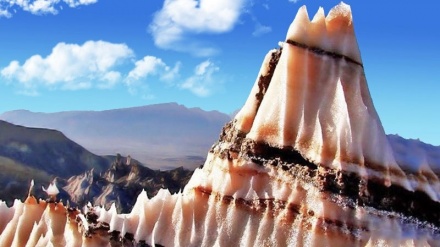 Қумдаги туз гумбази