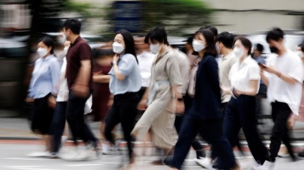 韩国确诊病毒正在20至30岁的未接种冠病疫苗群体中迅速传播