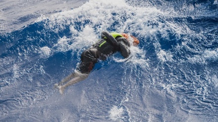 Migranti: tre morti, decine dispersi dopo naufragio in Egeo