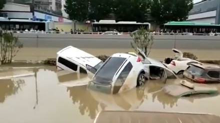 क्या आपने कभी गाड़ियों का क़ब्रिस्तान देखा है?+ वीडियो