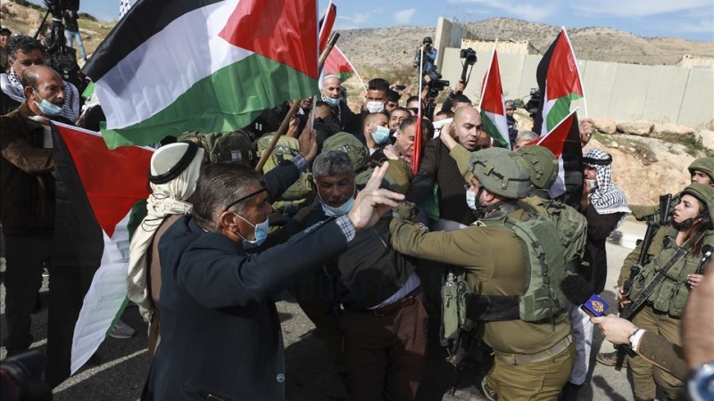 Forcat sioniste sulmojnë protestuesit palestinezë në Bregun Perëndimor