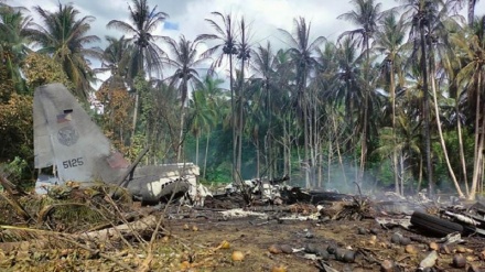 フィリピン軍用機墜落事故で50人が死亡、53人が負傷