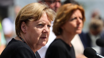 Merkel: Dënimi i Navalny i papranueshëm
