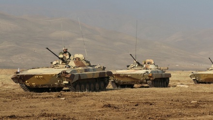 استقرار تانک های ارتش روسیه در مرز تاجیکستان و افغانستان